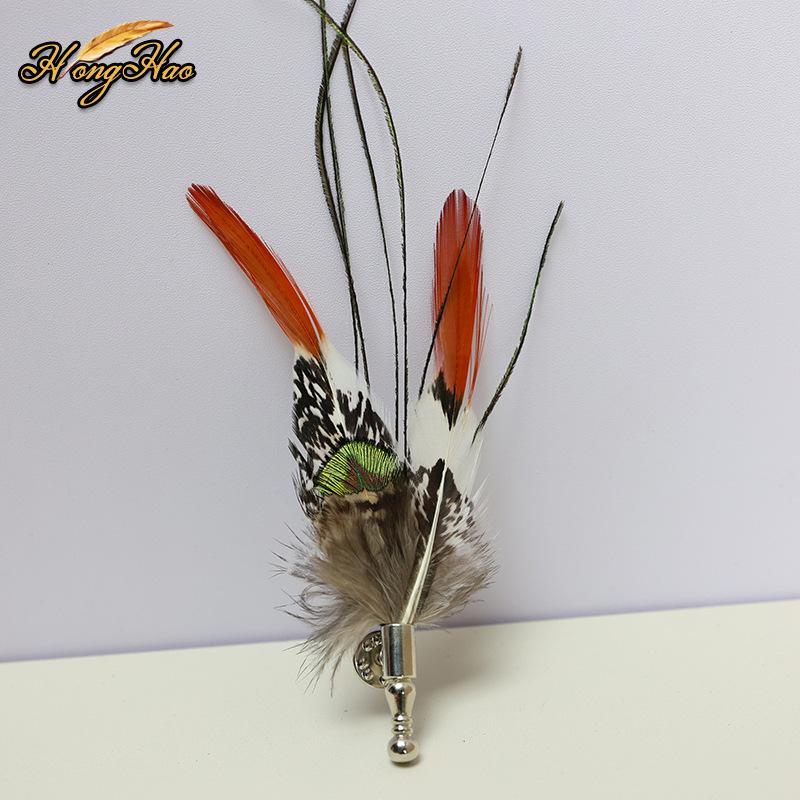 New Feather Brooch Lapel Pins for Suit Dress Badge Elegant Accessories Exquisite Fashion Business Wedding Jewelry