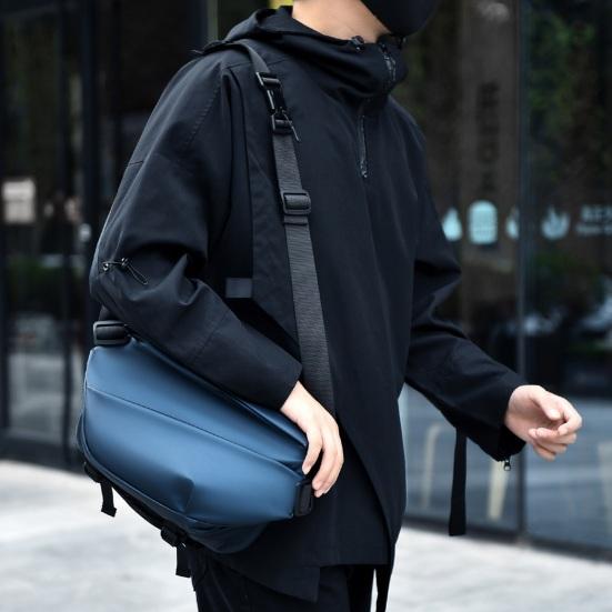 Męska Torba Crossbody z Uchwytem na Kubek Wodoodporna Torba na Klatkę Piersiową Magnetyczna Klamra Torba Sling Torba na Ramię do Dojazdów Podróży Ulicznych