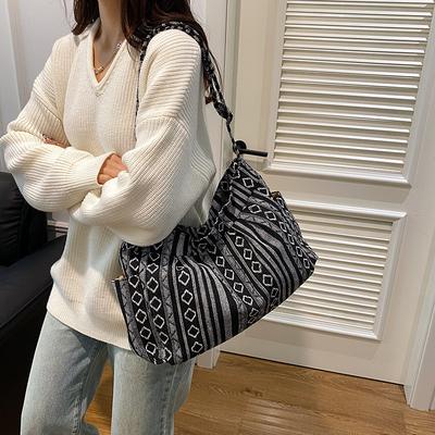 2025 New Tote Bag Women's Bag Student Niche Large Capacity Shoulder Leisure Bag Messenger Bag