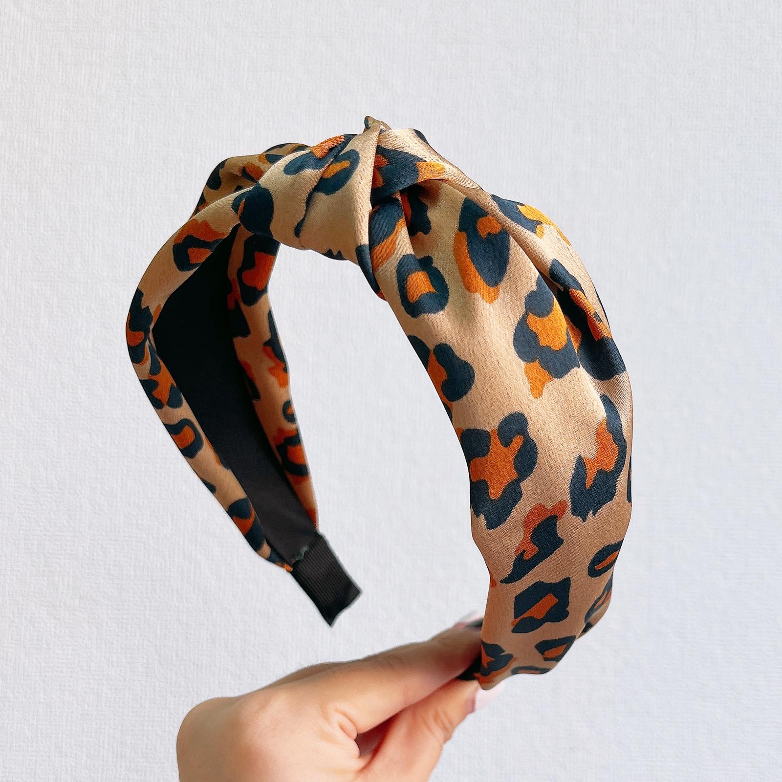 

PROLY Новая Модная Повязка на Голову для Женщин Узел По центру Леопардовая Ткань Повязка для Волос Повседневный Осенний Тюрбан Аксессуары для Волос для Девочек