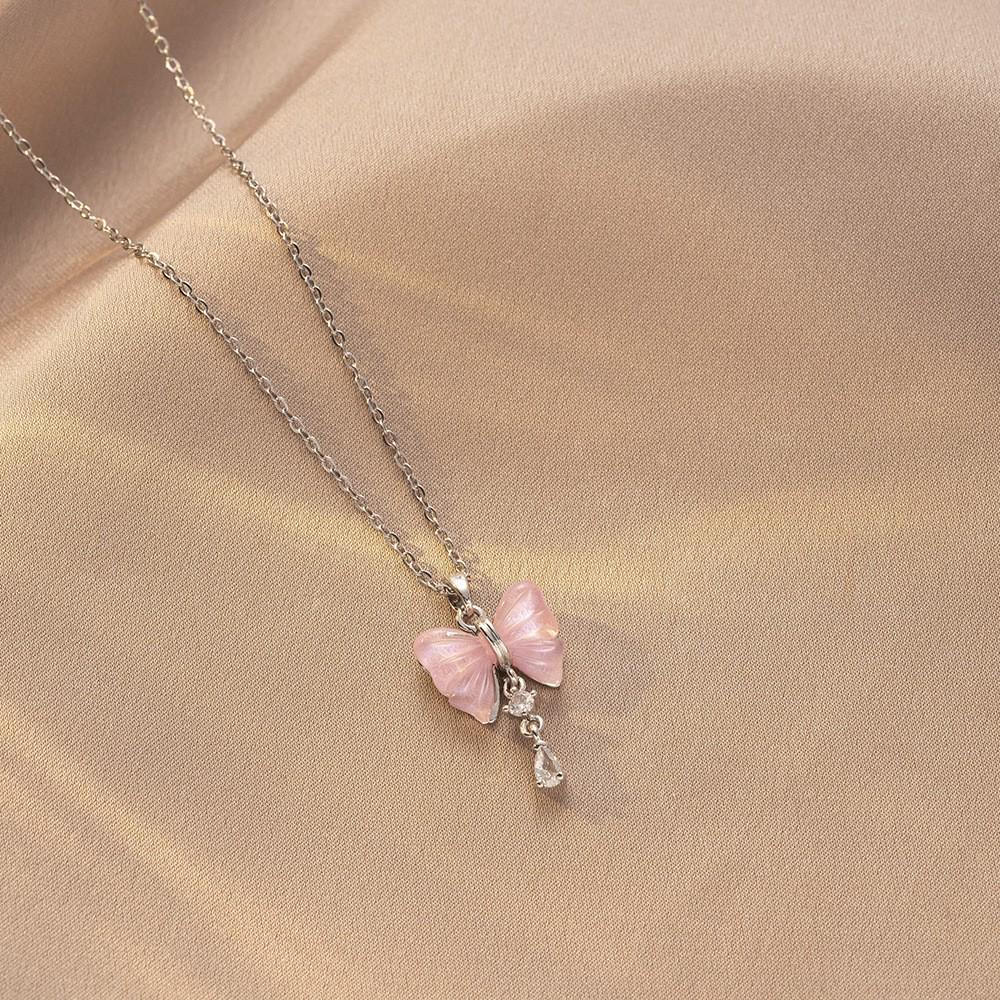 Women's Butterfly Zirconia Clavicle Necklace: Elegant, Fashionable, Titanium Steel Jewelry