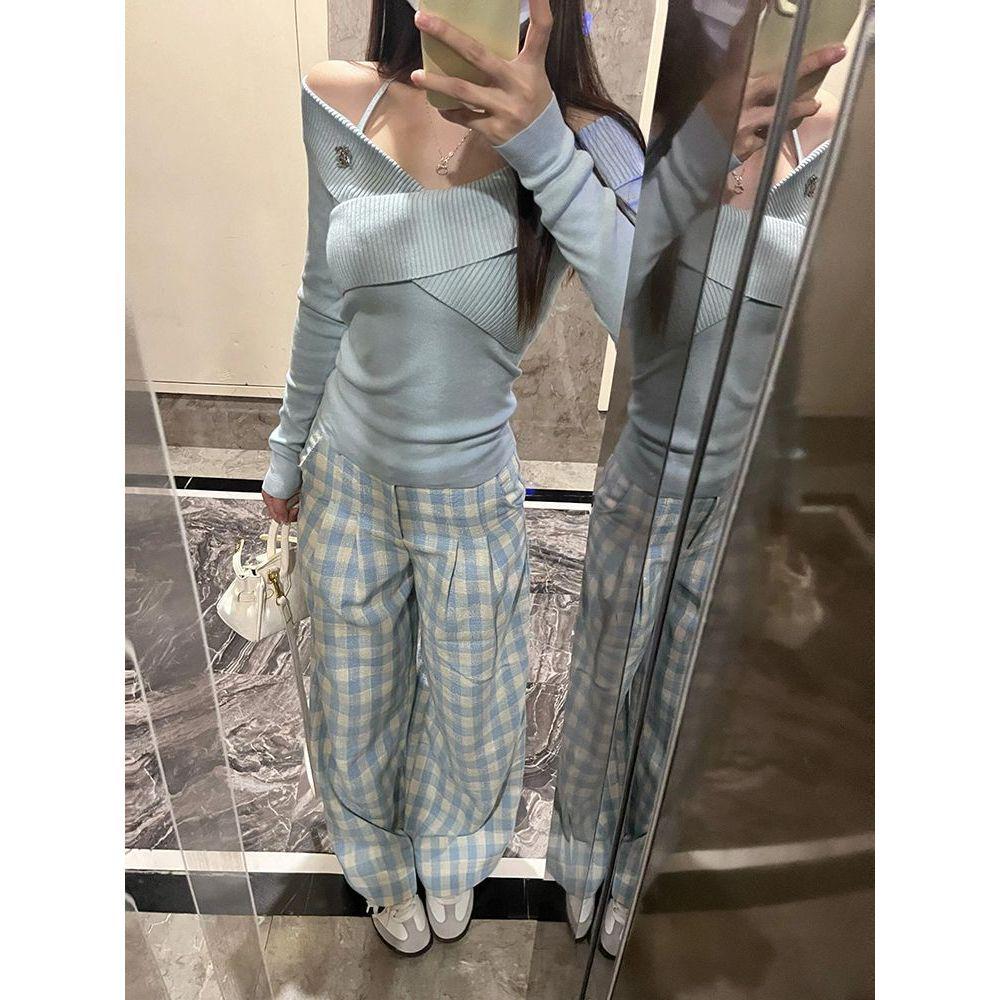 French Slim Fit Off-Shoulder Sweater: Solid Color, Irregular Knit Design for Women - Autumn/Winter Collection