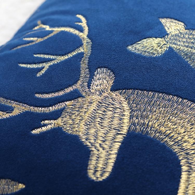 Reversible Plush Cushion Cover Christmas Designs Skin Friendly Fabric Home Office Decoration