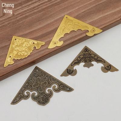 20cm Antique Chinese-Style Pure Copper Corner Protector for Cabinet or Box – Decorative Large Door Corner Piece with Cutout Flower Design.