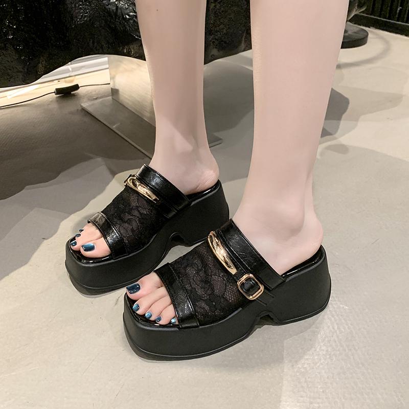 Fashion 2025 New Beach Fashion Water Proof Roman Sandals Women's Chunky Heels Fashion High Heeled Slippers Slope Heel Casual Sandals