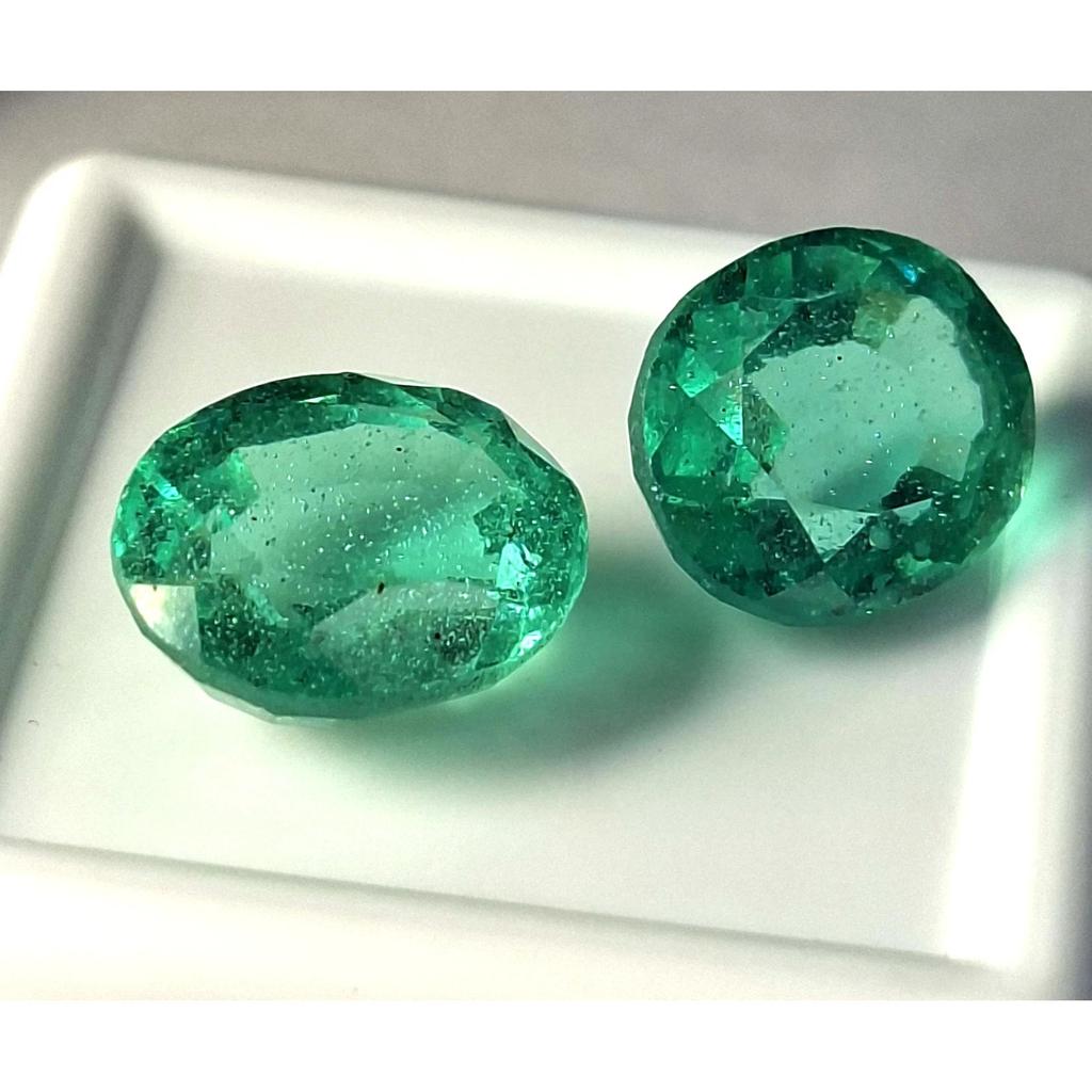 Stunning Natural Green Zambian Emerald 13-15 Ct Oval Cut Certified Gemstone