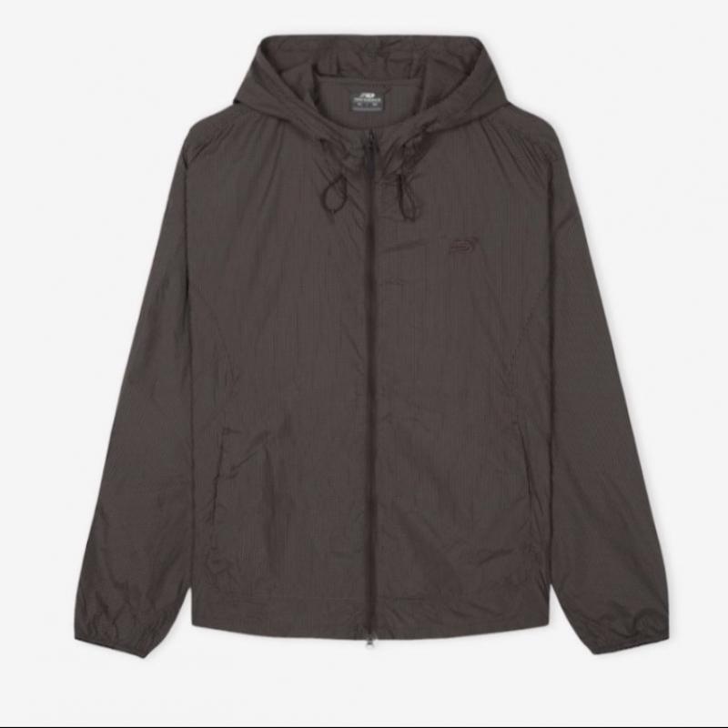 New Balance Ultra Lightweight Hood Windbreaker B1 Nbnag21503
