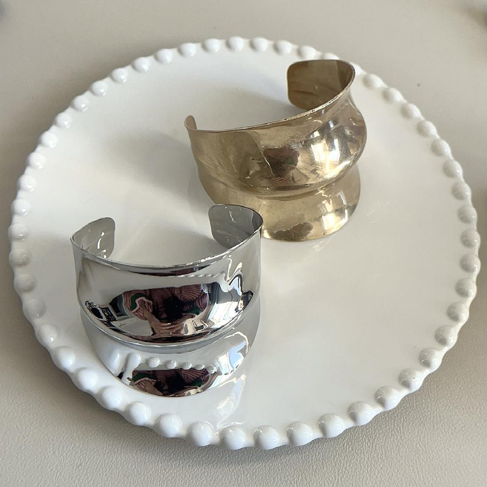 French Retro Irregular Convex Wide Edge Open Couple Bracelet Fashion Punk Delicate Bracelet Women Jewelry Accessories