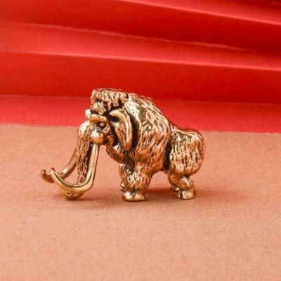 Deko & Wohnaccessoires – Statuetten