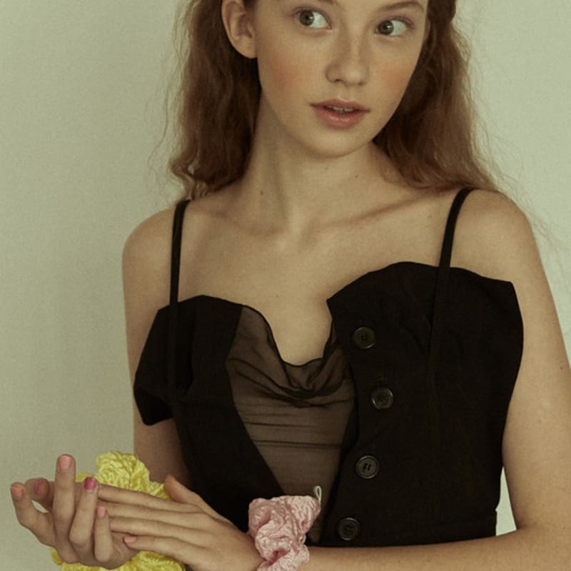 Elizabeth Moments Jacquard Scrunchie