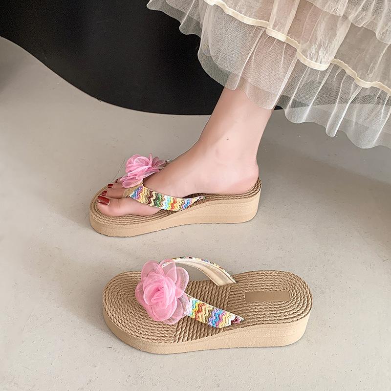 Straw wind beach shoes casual fairy pastoral flowers resort female fashion summer new thick-soled wedges flip-flops