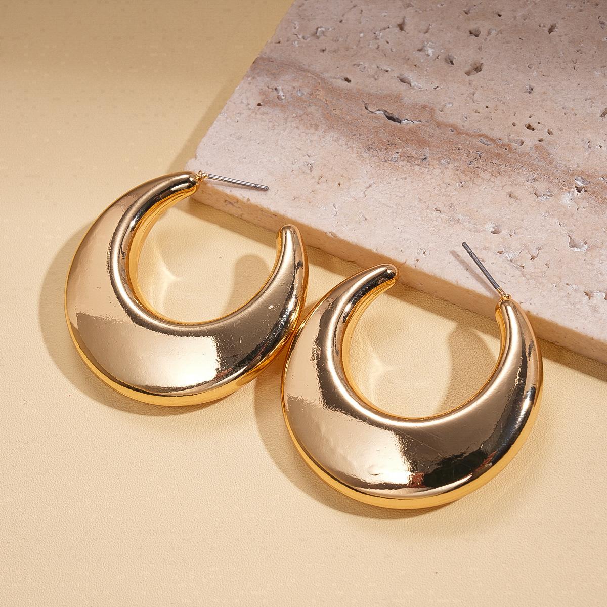 Гладкие геометрические стальные серьги-гвоздики в форме буквы С, простые и экологически чистые серьги