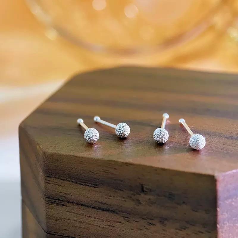 S999 Sterling Silver Mini Zircon Stud Earrings - Simple & Versatile for Summer.