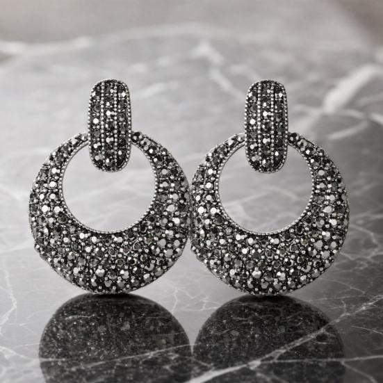 1 Pair Drop Earrings, Hollow Round Pendant Stud Earrings with Claw-Setting Rhinestones, Face-Slimming Effect Earrings for Parties And Gifts