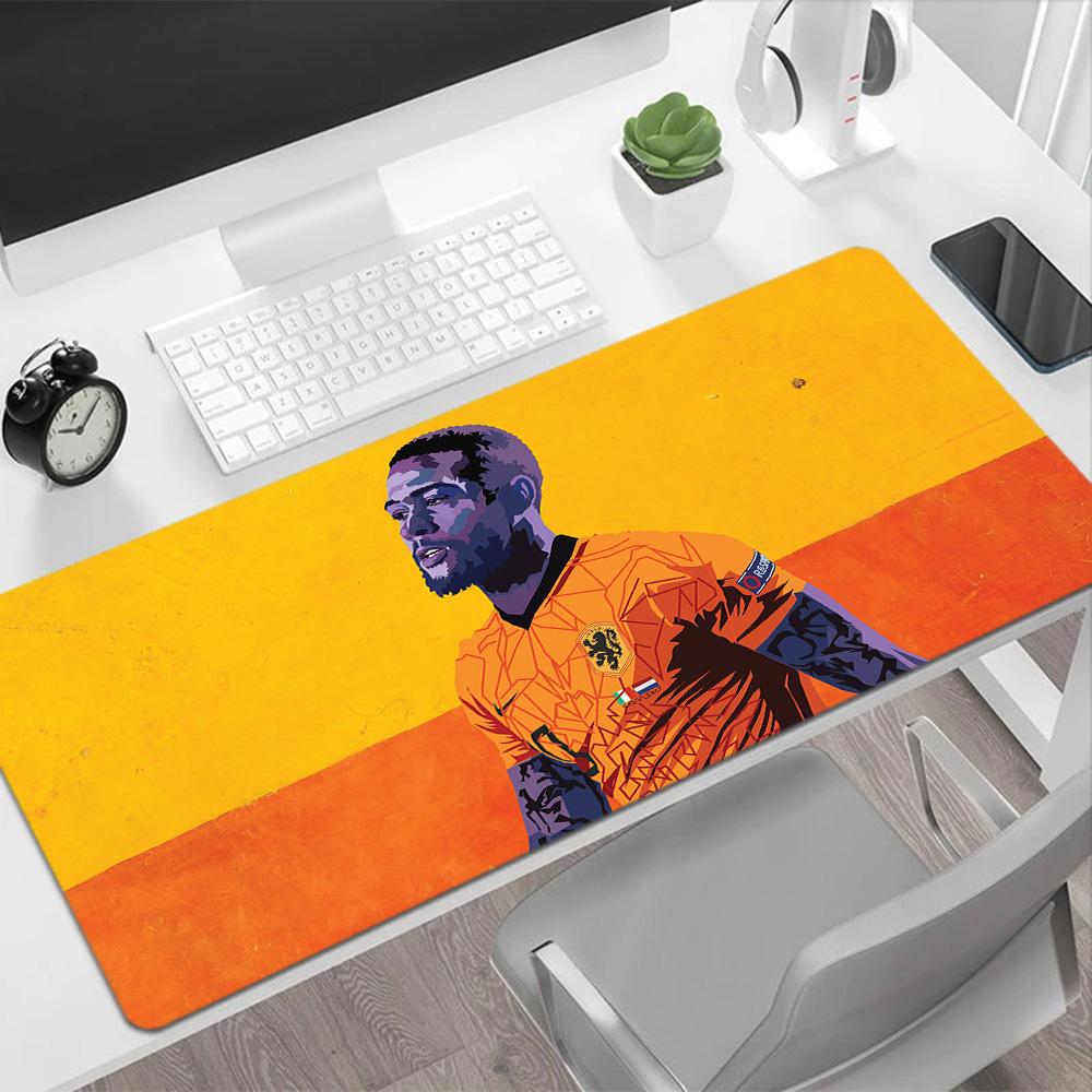 Dynamic Soccer Player Action Gaming Mouse Pad Desk Mouse Pad HD Print Desk Pad Non-Slip Rubber Base Gaming Accessories Ideal Gift for Gamers