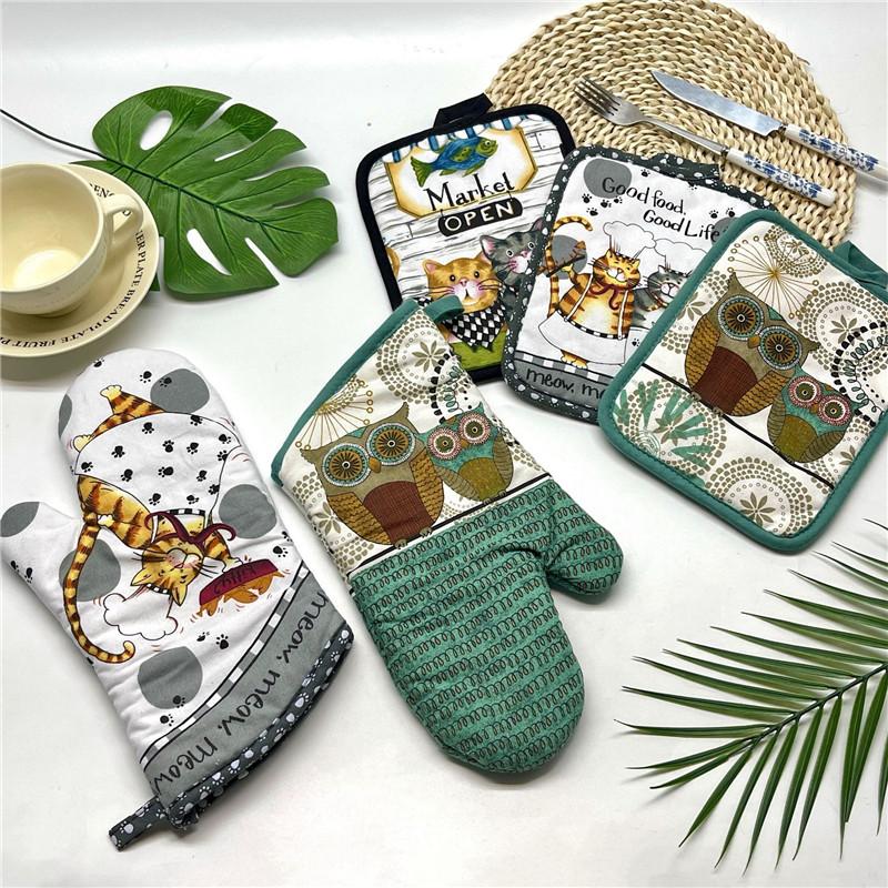 2Pcs/set Vintage Colorful Printed Cotton Heat Resistant Table Placemat With Oven Mitts Baking Glove Kitchen Tool