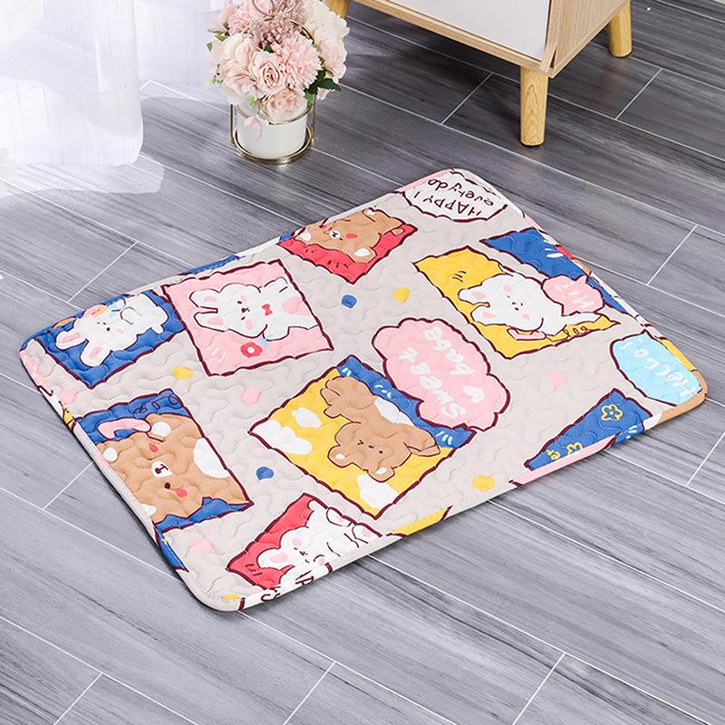 The  Pet Sleeping Mat Is Cool And Comfortable In Summer. It Is Suitable For Large, Medium And Small Cats And Dogs To Sleep In