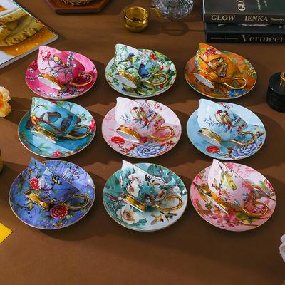 Ensemble de tasse et soucoupe à café en porcelaine osseuse céramique, ensemble rétro thé de l'après-midi britannique, ensemble coffret cadeau tasse à thé, cadeau de mariage.