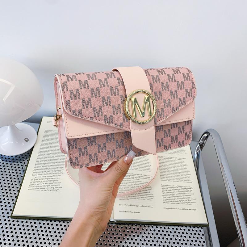 Autumn new simple messenger bag niche underarm bag women's fashion shoulder bag casual small square bag