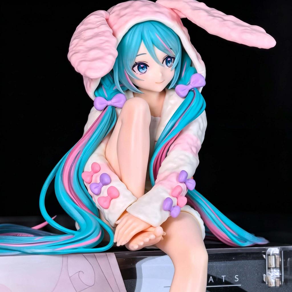 Hatsune Miku Anime Figurine Rabbit Ear Pajamas Kawaii Tabletop Decorations Action Figures Doll Model Children Toy Gift