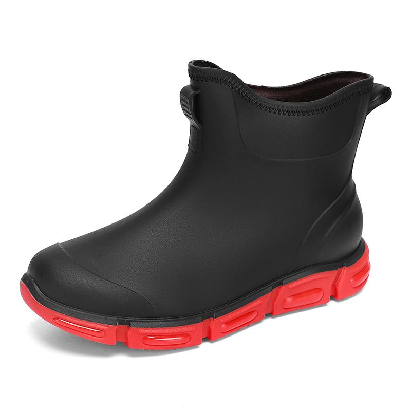 New Mid-calf Rain Boots for Men's Rain Protection In Autumn and Winter, Chef Shoes, High-top Outdoor Men's Shoes