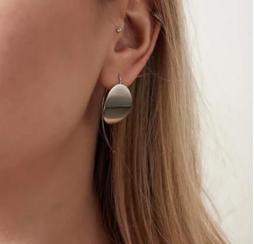 Delicate Metal Geometric Oval Shaped Drop Earrings with Tadpole Hook Design Lightweight and Modern Jewelry for Everyday Wear
