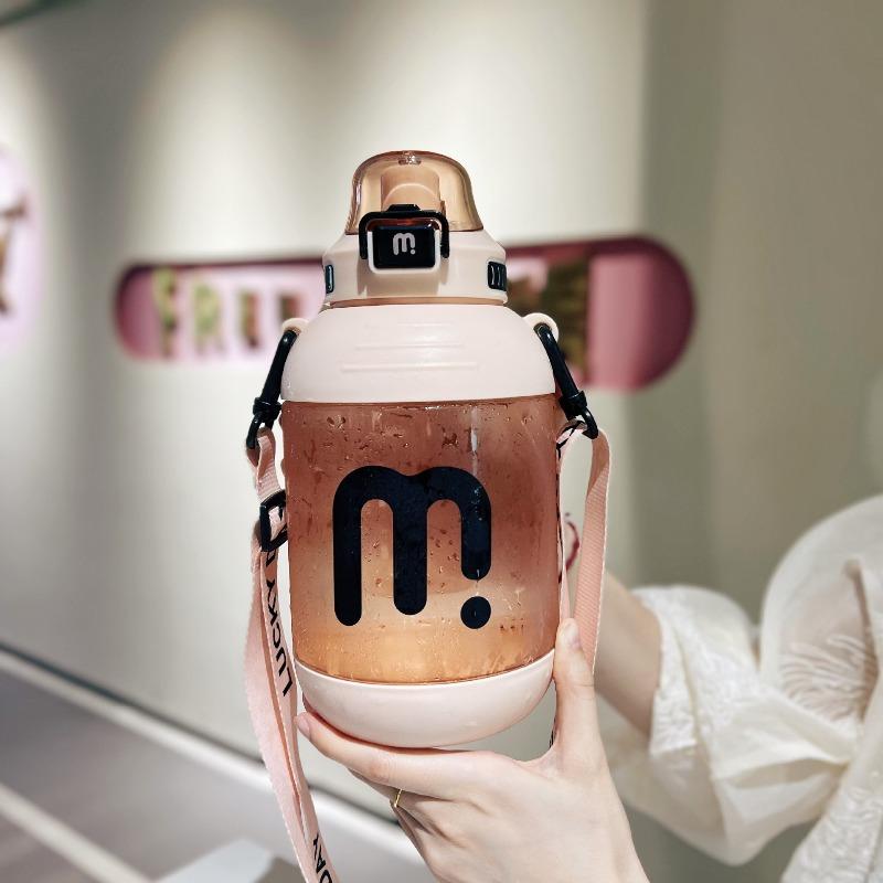 1600ml Large-capacity Sports Water Bottle with Straw, Heat-resistant Portable Water Bottle for Students in Summer 1600ml розовый