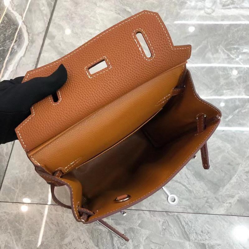 2025 New Leather Gender-neutral Men's and Women's Same First-layer Cowhide Round Lock Hole Breast Bag Single Shoulder  Leather Backpack
