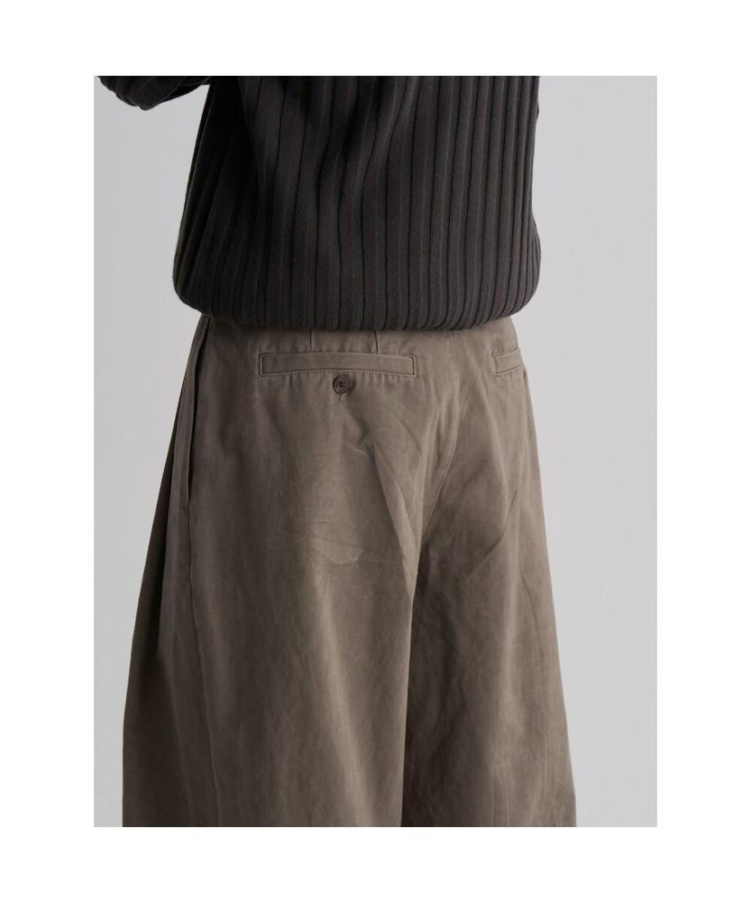 8SECONDS Wide Curved Pintuck Chino Pants Brown