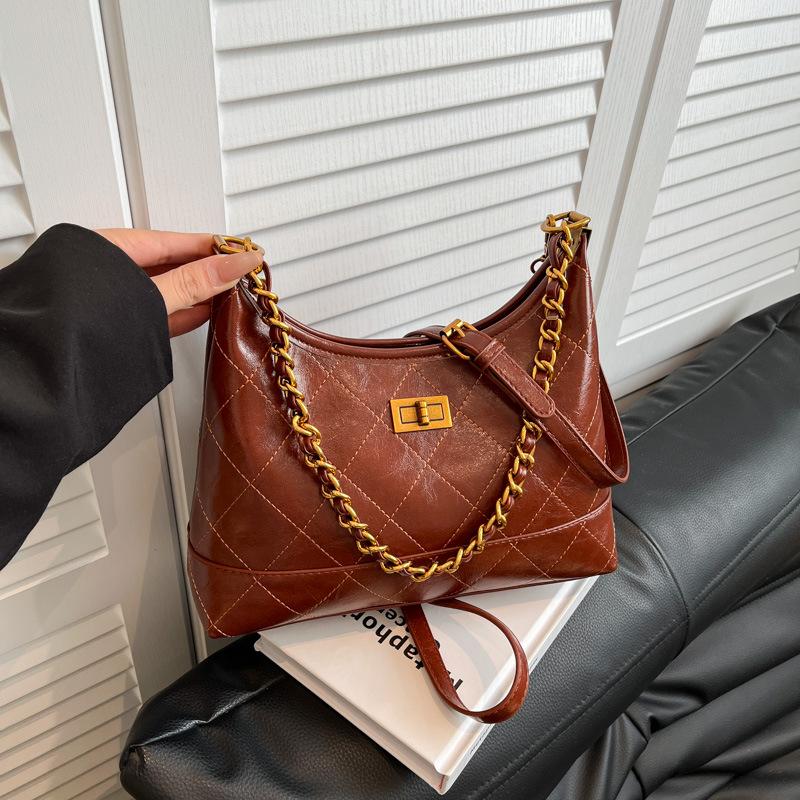 Niche Retro Texture Handbag Bag Women's New High-value Diamond Chain Bag Simple Shoulder Messenger Bag