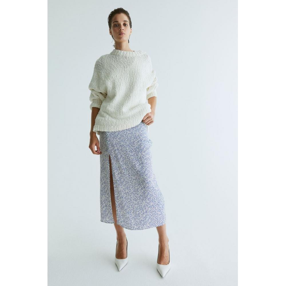 

Юбка из крепа HM бело-синяя с цветочным принтом