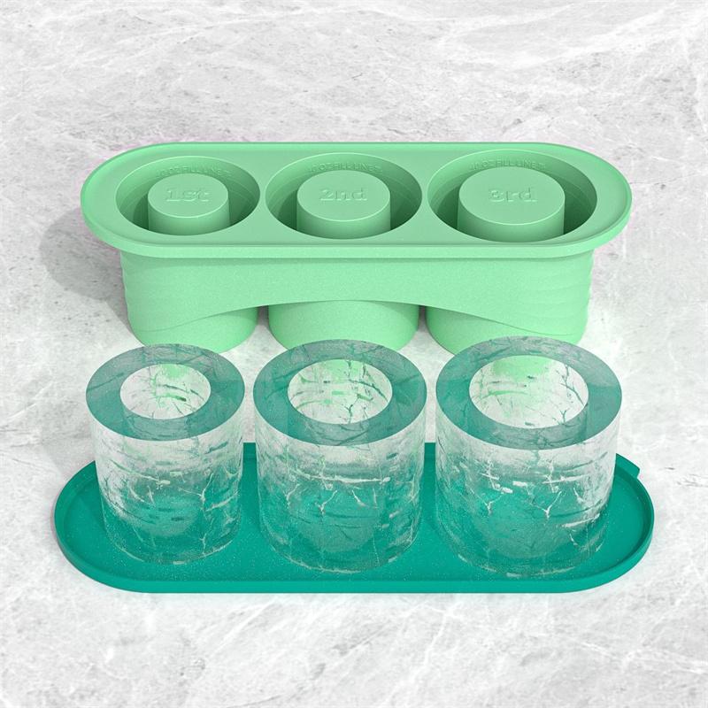 3 Cavity Ice Tray For Stanley Cup Tumbler Cup Silicone Ice Mold with Lid Summer Ice Maker Cylinder-Shape Reusable