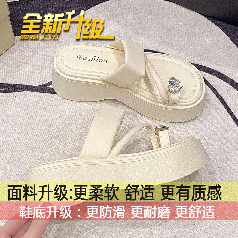 

Small man height-increasing platform beach shoes women s outer wear 2025 summer new high-end silver rhinestone toe slippers 40