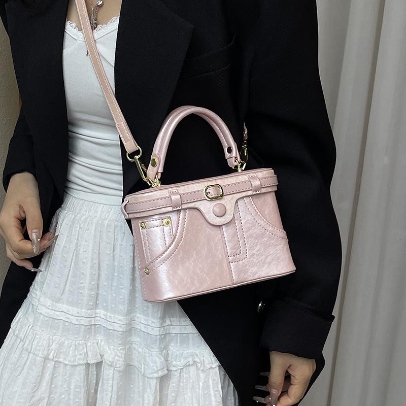 Portable box bag women's new fashion high-end retro large-capacity casual shoulder messenger bag