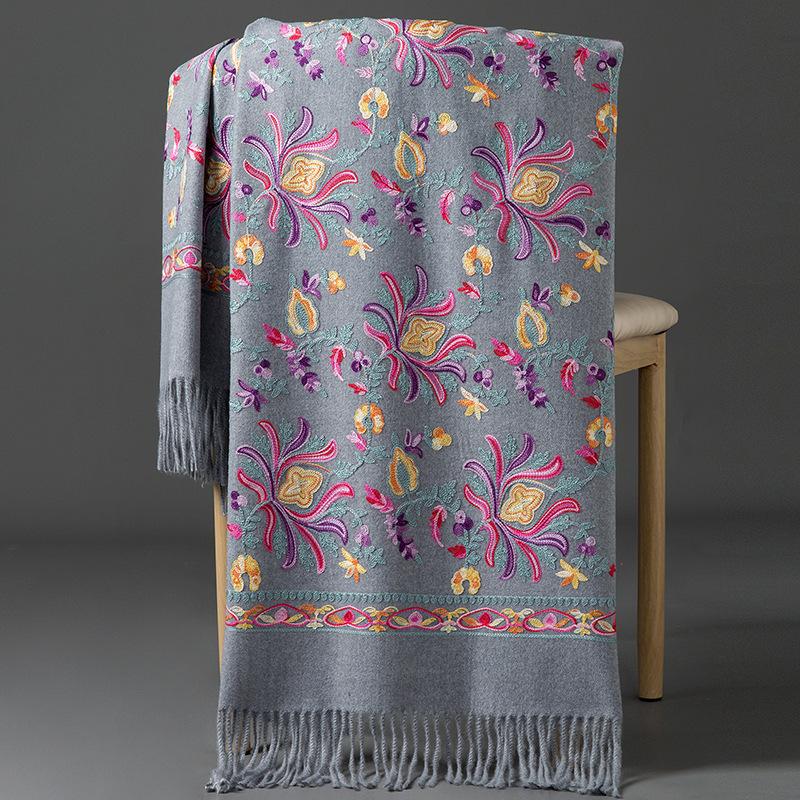 New Arrived Shawl Women Embroider Shawl Thick Warm Cashmere Fashion Scarves Lady Soft Wrap Bufanda Travel Reversible Scarf