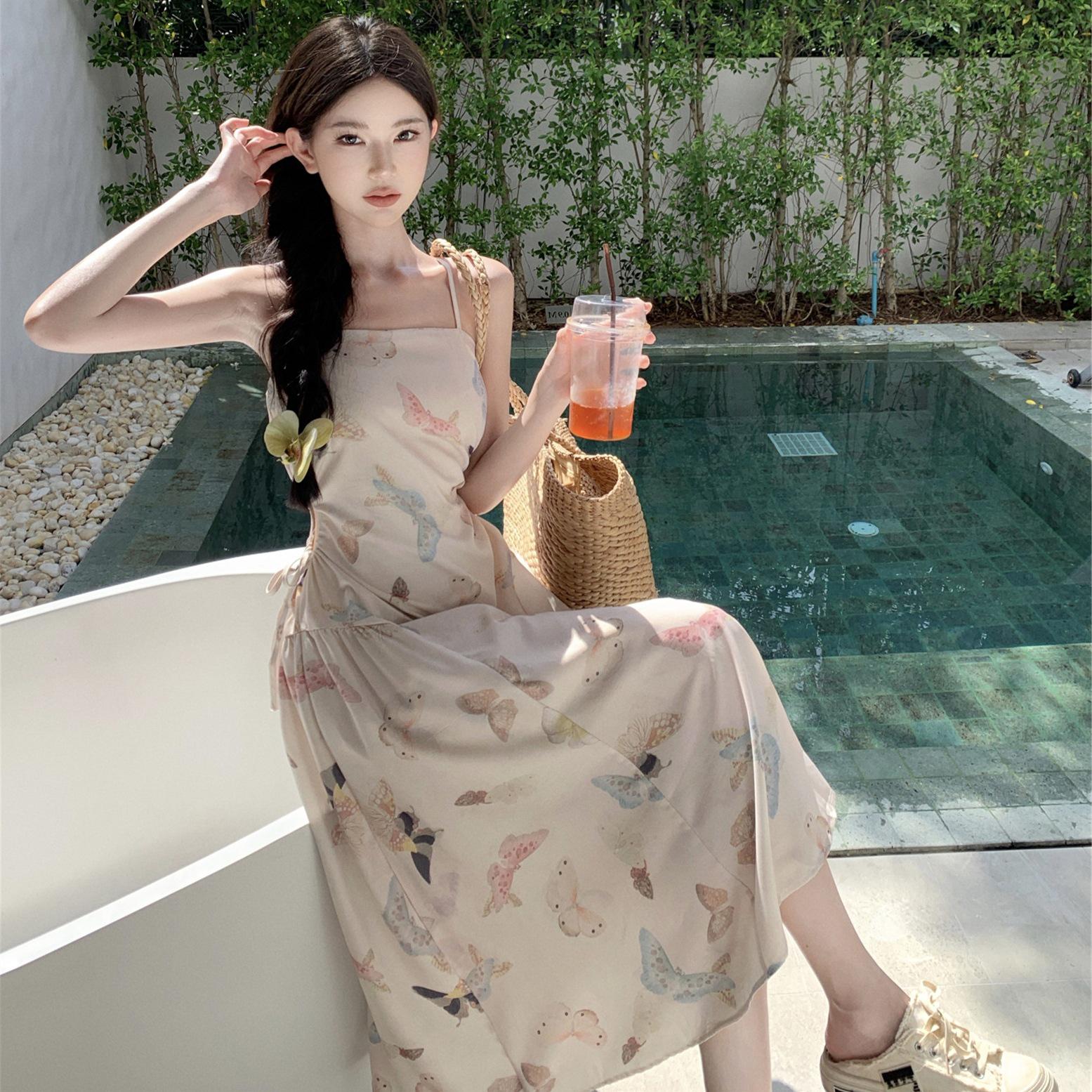 

Платье на бретельках с принтом бабочек - Весна/Осень Medium