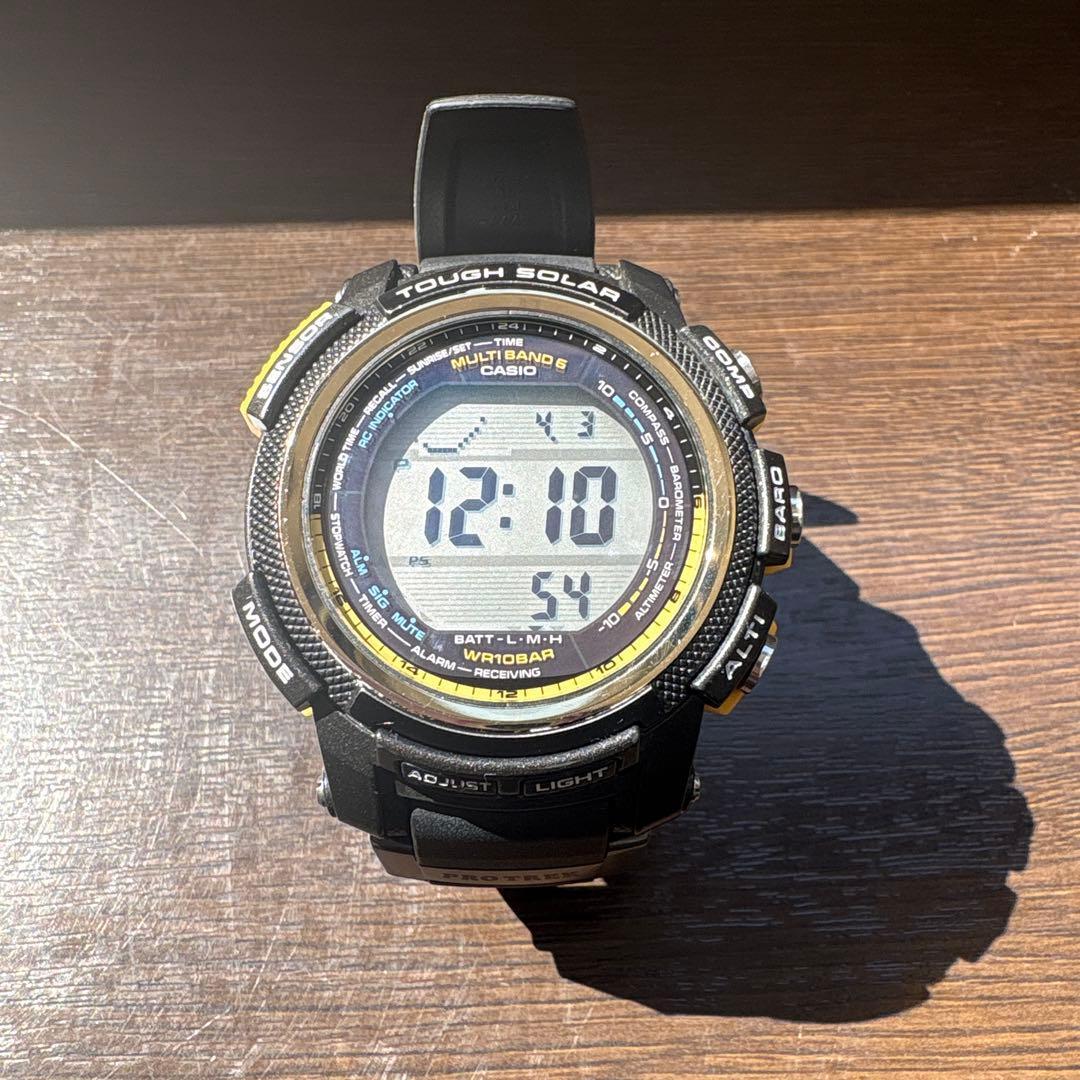 Б/у Цифровые часы CASIO PROTREK PRW-2000A