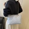Fashion and Popular Women's Diamond 2025 Summer New Casual Simple Chain Crossbody Shoulder Tote Bag