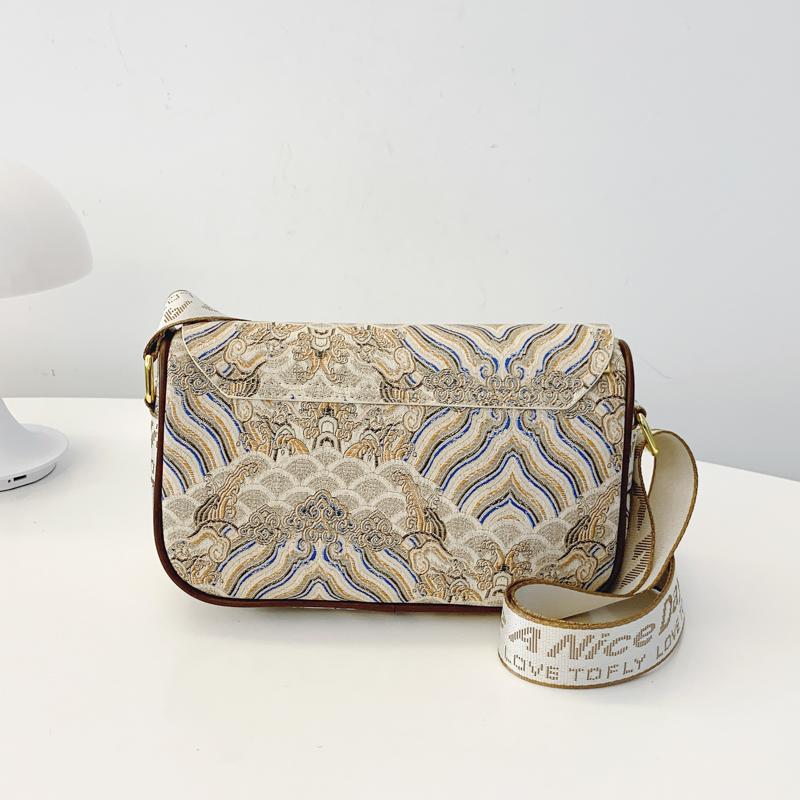 Fashion Brand Handbag New Large Capacity Shoulder Bag High-end Women's Bag Fashion Niche Leisure Handbag Ladies Crossbody Bag