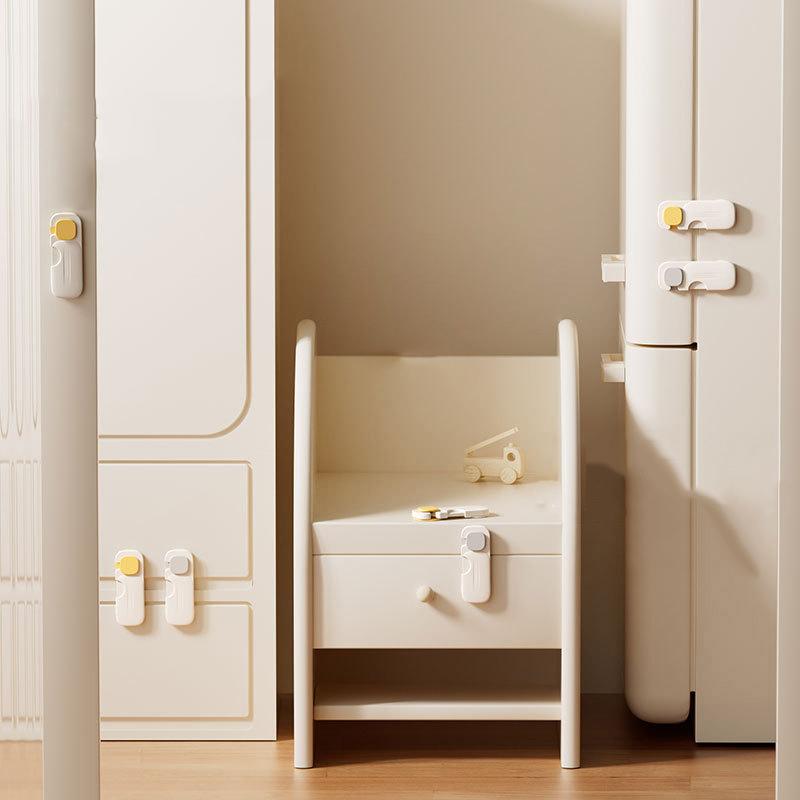 1 Stück Baby Anti-Quetschhand Schranktürschnalle Zuhause Kühlschrankschloss Multifunktions-Schubladensicherungen für Kindersicherheitsschutz