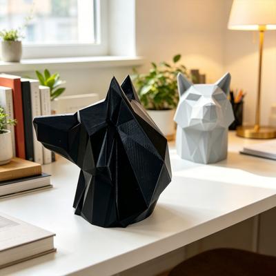 Animal Shaped Car Ornament 3D Printed Wolf Trailer Hitch Decoration, Howling Head Styling Accessory for Truck SUV Rear Bumper, Matte Finish