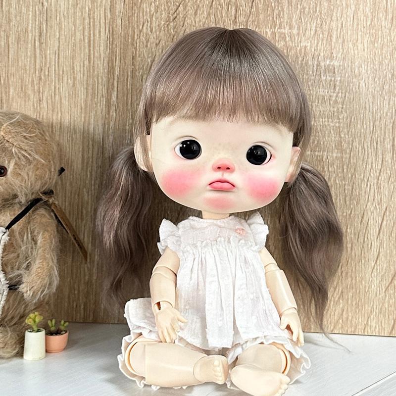BJD Wig Qbaby Blyth Amydoll Cute Soft Bangs Ponytail with Long Hair For Big Head Doll Dolls Toy Doll Accessories 10 Inches