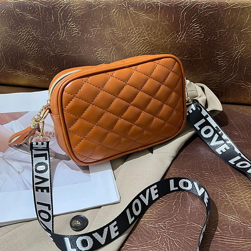 Women Bag Spring And Autumn New Lingge Shoulder Bag Korean Crossbody Bag Fashion Simple Letter Broadband Mobile Phone Bag