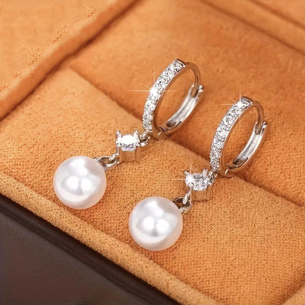 

12mm Shell Pearl Zircon Earrings with Pendant Design - Niche Design for Women