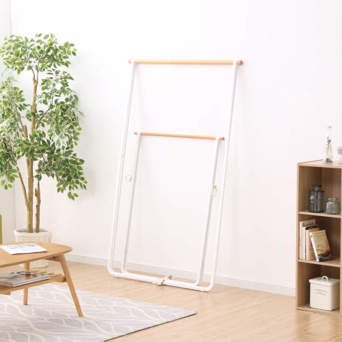 Iris Ohyama NRMH-950B: A stylish, compact clothes drying rack that blends seamlessly into any room. Natural color. Approx. 94.5cm wide x 53.5cm deep x