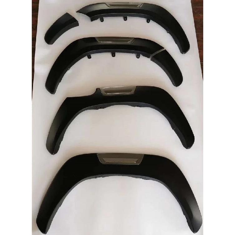 

Car Styling Exterior Auto Parts Fender Flare Plate Cover Fit For Hilux Revo Rocco 2021 V6 Pickup Car Accessories black grey