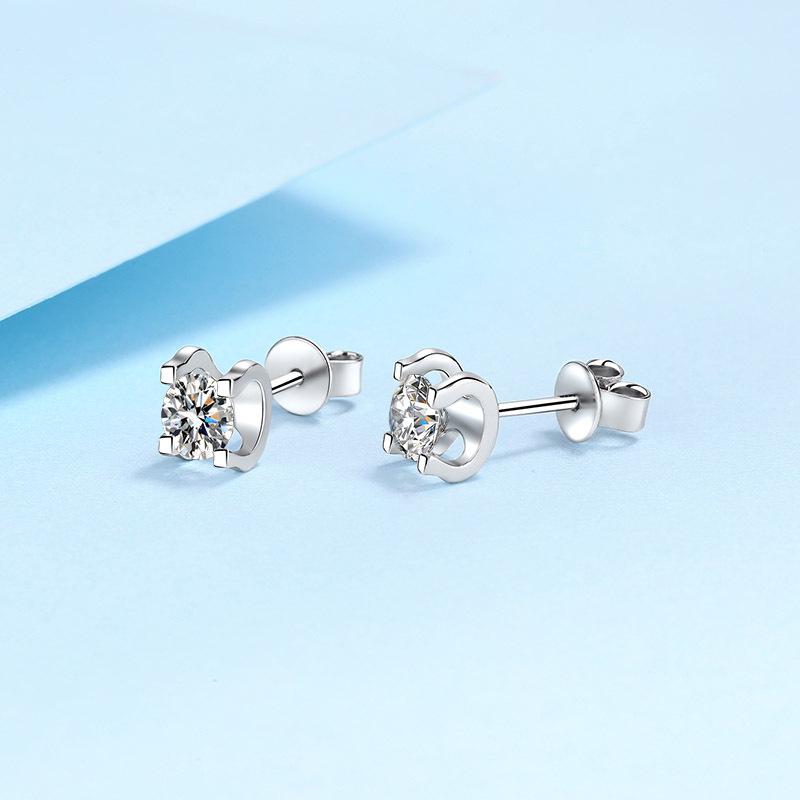 S925 sterling silver bull head earrings for women, moissanite small ear jewelry plated with pt950 gold manufacturer