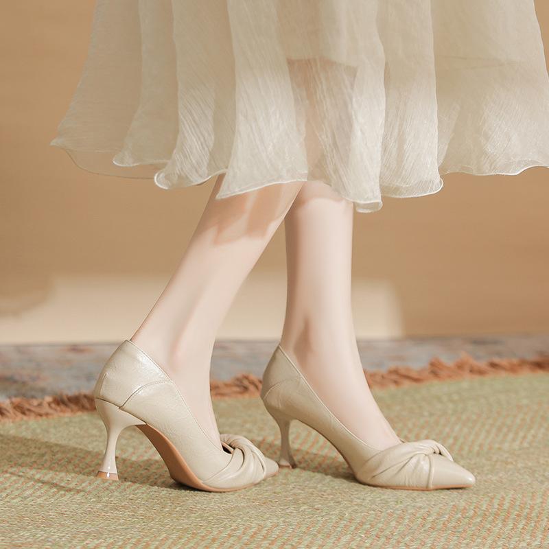 599-61 Temperament thin heels high heels women's new nude skirt fairy gentle soft leather beautiful bridesmaid shoes