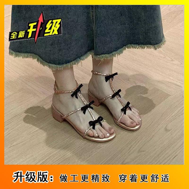 

Толстый каблук Средний каблук Сверкающее золото Римские сандалии Женские 2025 Винтажные С открытым носком Бант с бриллиантами Потрясающий высокий каблук 34