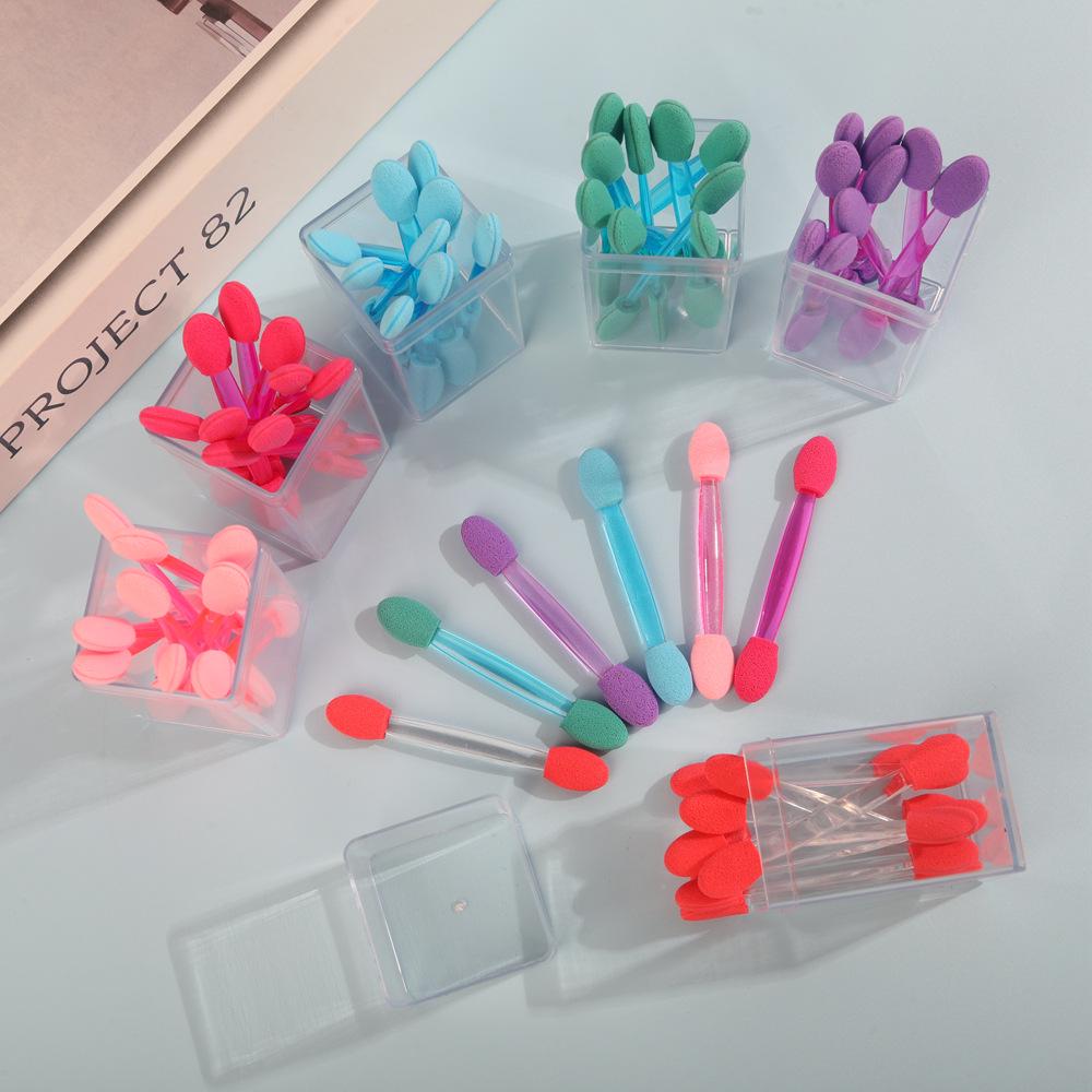 

Double-Ended Eye Shadow Stick & Smudge Brush - Portable Latex-Free Makeup Tool